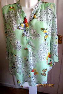 Very Pretty Wallis Pale Green Floral with Multi Butterfly Print Blouse Size M - Picture 1 of 8