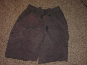 Mens Champs Sports Gray Shorts! Size XL - Picture 1 of 4