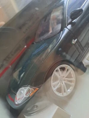 Jaguar XK green 1/18  Minichamps - Immagine 1 di 4