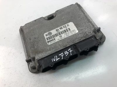Centralina motore VW BORA 1J2 ECU 0261206180 06A906018DC 18040755 - Immagine 1 di 4