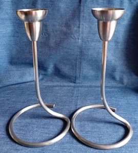 Georg Jensen 2 candelabri "SWING" monobraccio - opaco per candele a bastone - colore argento - Foto 1 di 4