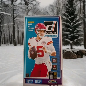 2025 Panini Donruss Football💥You Pick💥Base (1-200) Updated 10/19/25 - Picture 1 of 1