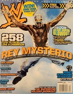 WWE Magazine December 2008 Rey Mysterio - Picture 1 of 17