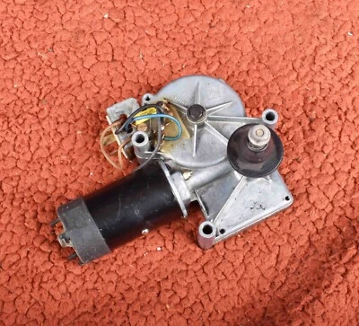 Мотор стеклоочистителя заднего стекла Porsche 944 924 1976-1991 - Изображение 1 из 4