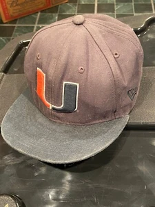 Gorra ajustada Miami Hurricanes New Era 7 3/4 *usada con desgaste* nnn1 - Imagen 1 de 6