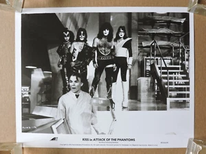 Kiss: Attack of the Phantoms original photo of the band with Anthony Zerbe 1978 - Picture 1 of 2
