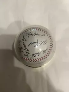 1986 PHILADELPHIA PHILLIES BASEBALL TEAM SIGNED Incl. MIKE SCHMIDT. In Case. - Picture 1 of 5