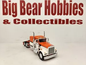Trattore Flattop 1/64 DCP rosso, arancione e bianco Kenworth W900A 63" - Foto 1 di 10