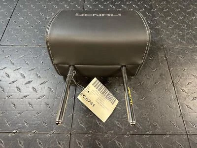 2015 - 2020 GMC Yukon Passenger RH Right Black-H2X Leather Front Seat Headrest - Imagem 1 de 4
