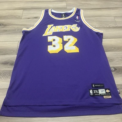 Camiseta Magic Johnson 1979-80 Los Angeles Lakers Hardwood Classics Reebok 2XL +2 Foto 1 de 4