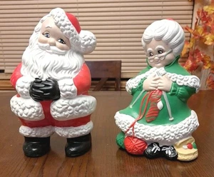 Molde de estatuillas de cerámica pintadas a mano de Papá Noel y la señora Claus de 8,2 altos 1991 - Imagen 1 de 16