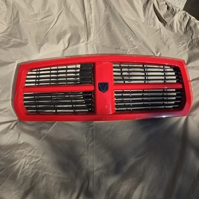 2006 Dodge Dakota R/T Front Grille Genuine Mopar Red Black OEM 05-07 - Image 1 of 4