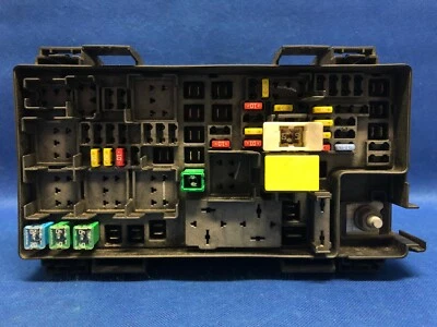 07 DODGE NITRO TIPM CAJA DE FUSIBLES CAJA DE FUSIBLES MÓDULO DE CONTROL BCM 56049721AJ OEM 721AJ Foto 1 de 4