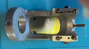 Graupner 1445 Grundelement Motorblock für Taifun Bison oder Zyklon - Imagen 1 de 4