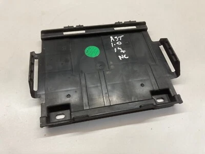 ECU COVER FOR VAUXHALL ASTRA K 1.0 Turbo Petrol B10XFL 13408287 2017 - Image 1 of 4