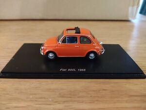 1/43 Spark Fiat 500L (1968 orange) réf S2693