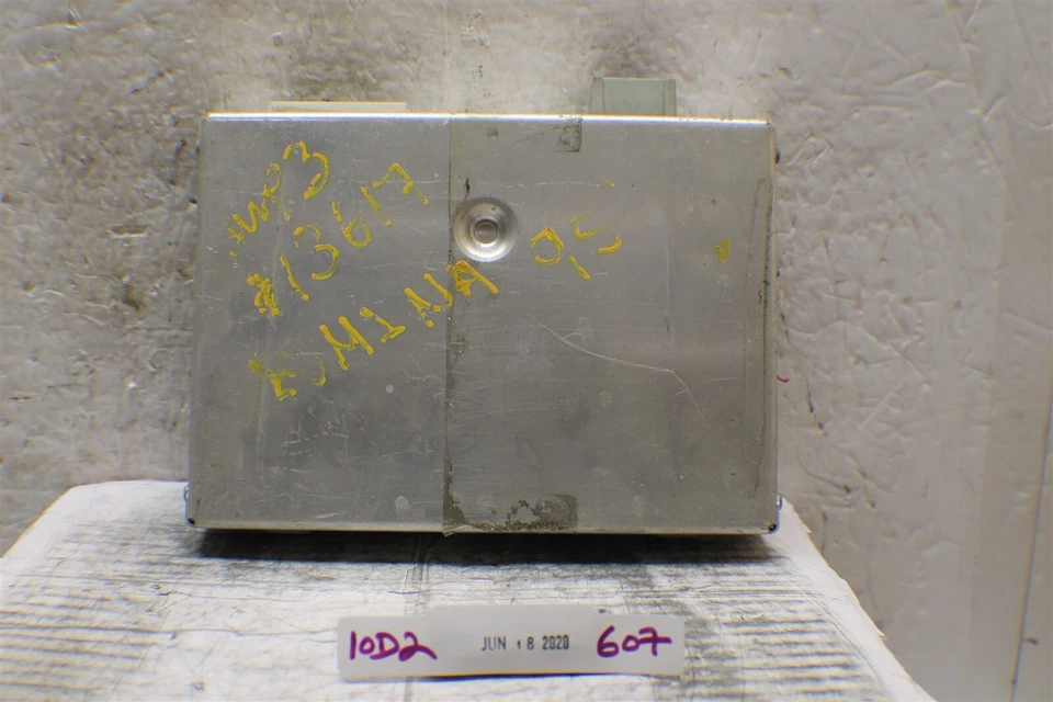 16203633 Buick Regal/pontiac 1995 ABS Braking System Module  607 10D2 - Image 1 of 4