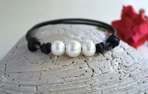 Three Pearls Bracelet Pearl Leather Bracelet Knotted Pearls on Leather Yevga - Picture 1 of 12
