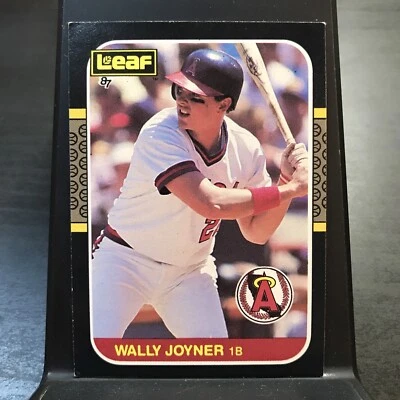 1987 Leaf #252 Wally Joyner  ANGELS  Rookie - Image 1 of 2
