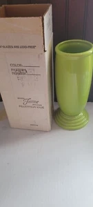Fiesta Millennium III Vase Chartreuse P86 Contemporary Homer Laughlin retired - Picture 1 of 1