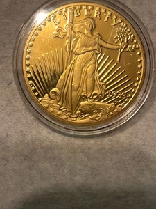 Águila doble dorada bellamente hecha a mano 1933 - Artículo de coleccionista del estado como nueva #IZ114 - Imagen 1 de 5