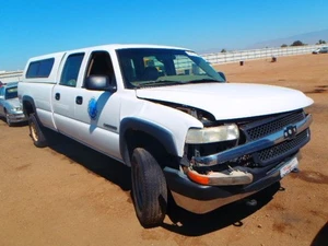 99 00 01 02 SILVERADO 2500 8.1L AT 96K! AIR CLEANER, SMALL MOUNT CRACK, AS IS - Picture 1 of 2