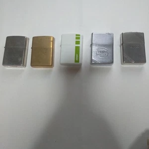 Juego de 5 encendedores Zippo usados - Imagen 1 de 3