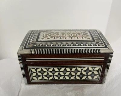 Egyptian Box Mother of Pearl Abalone Inlay Trinket Wood Lined  VTG New in Box - Image 1 of 4