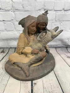 Vintage indianische Frauen halten Baby mit Kind handbemalte Keramikskulptur - Bild 1 von 6