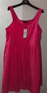 LADIES Yours DRESS NEW TAGS SIZE 18 SHIRRED BACK BRODERIE ANGLAISE EDGES - Picture 1 of 10