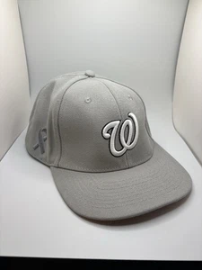 Sombrero de concientización sobre el cáncer del estadio de los Nacionales de Washington - Imagen 1 de 7