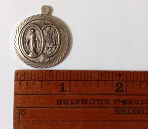 Mutter Maria 1830 Medaille Katholische Kirche von Wyandanch N.Y. - Bild 1 von 3