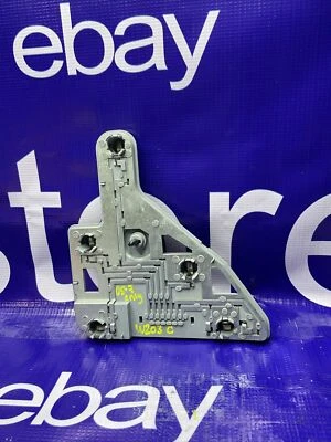 05-07 Mercedes-Benz W203 C230 3312 C320 Tail Light Bulb Holder Left Driver Side - Image 1 of 4