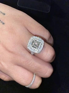 Kay’s Jeweler 1 1/4 Ct. Diamond 14kt White Gold Engagement Ring!!! - Picture 1 of 7