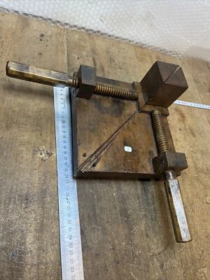 Ancien Outil Presse  Étau à Onglets Ébéniste Art Populaire N.1 - Photo 1/4