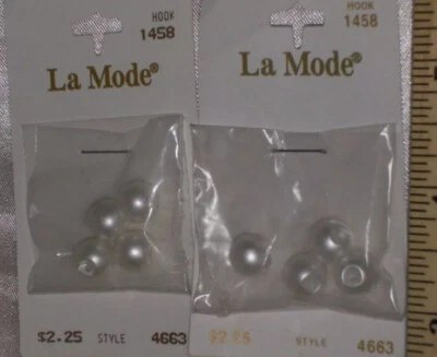 ❤️White La Mode Pearl Round Buttons Vintage. 3/8" (9mm) in envelope package (2) - Image 1 of 3