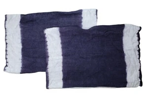 Pottery Barn 2 Pillow Covers Purple White Tie Dyed 16x26 Hand Dip Zip Close - Picture 1 of 4
