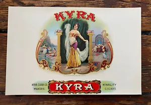 Etiqueta de caja de cigarros KYRA, interior. Bailarina del vientre en relieve. Antiguo siglo 1900. - Imagen 1 de 2
