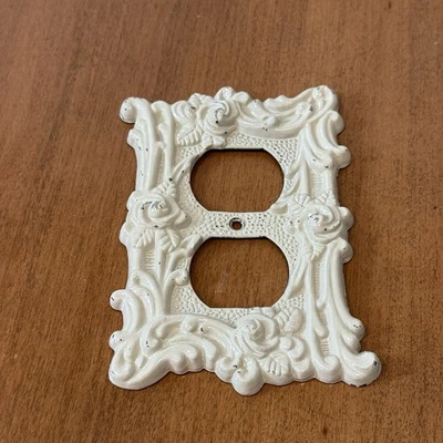 AmerTac Antiqued White Cast Metal Outlet Plug In Cover Plate Floral Scroll - Image 1 of 4
