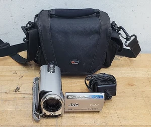 JVC GZ-MG330HU Hybrid 30GB HDD 35x Optical Camcorder  W/ Case - Picture 1 of 9
