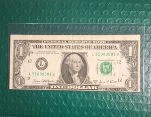 Billete de la Reserva Federal 1969-D impresión desalineada (nota de error) 12 raro - Imagen 1 de 4