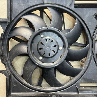 Ventilador de radiador 4H0959455AB AUDI A8Q S5 RS6 RS7 3.0 4.0 com unidade de controle lado esquerdo - Imagem 1 de 4