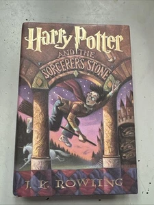 Harry Potter and the Sorcerer's Stone J.K. Rowling 1998 Hardcover 1st Edition - Foto 1 di 3