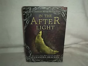 The Darkest Minds, Never Fade, In The After Light by Alexandra Bracken autograph - Picture 1 of 5