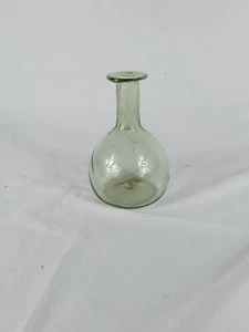 Hand blown green art glass bottle. collectible vintage small decanter - Picture 1 of 4