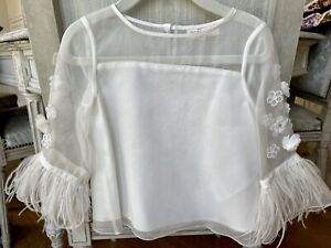 NWOT Monnalisa Girls White Organza Embellished Sleeve Blouse, Size 4