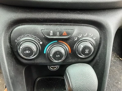 OEM Climatizador Calor/ACOEM Calor/AC con ID 1TQ77DX9AJ 13-16 DART 1167374 Foto 1 de 4