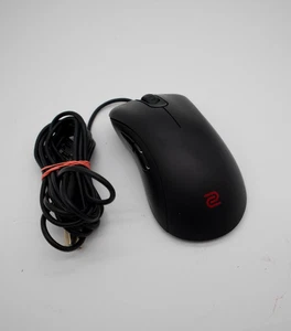OG BenQ ZOWIE EC2 Gaming Mouse Wired Black Ergonomic - Picture 1 of 4