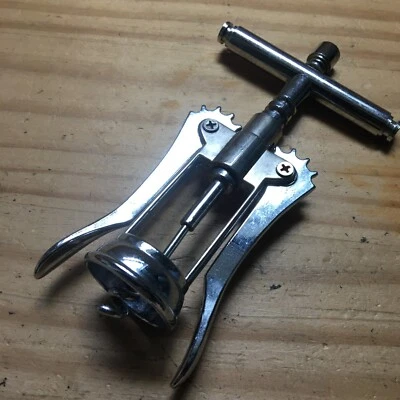 Sacacorchos Ala Clásica Abridor de Botellas de Vino Abridor de Cerveza Aleación de Zinc Cromado 6" L Foto 1 de 2