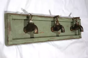Bauernhaus Wasserhahn Garderobe mit Gusseisen Armaturen - Bild 1 von 3